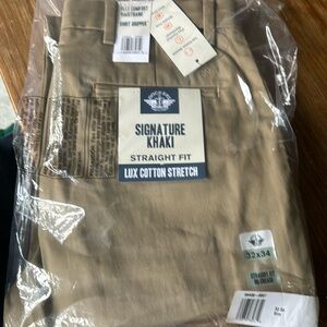 Dockers men’s khaki pants 32x34